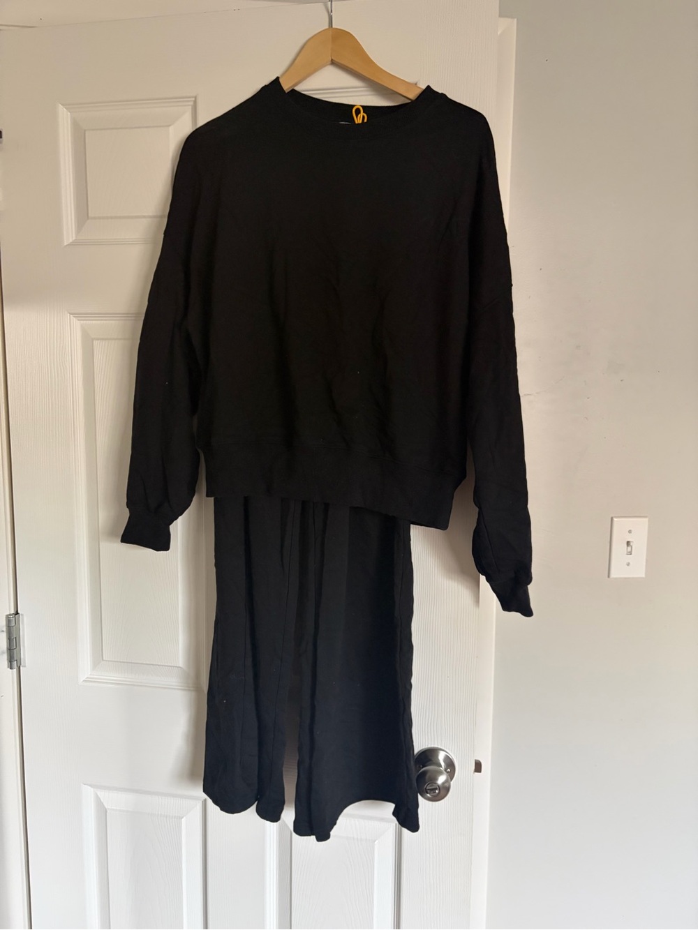Pretty Garden Classic Black Crewneck Sweater Shirt & Pants set
